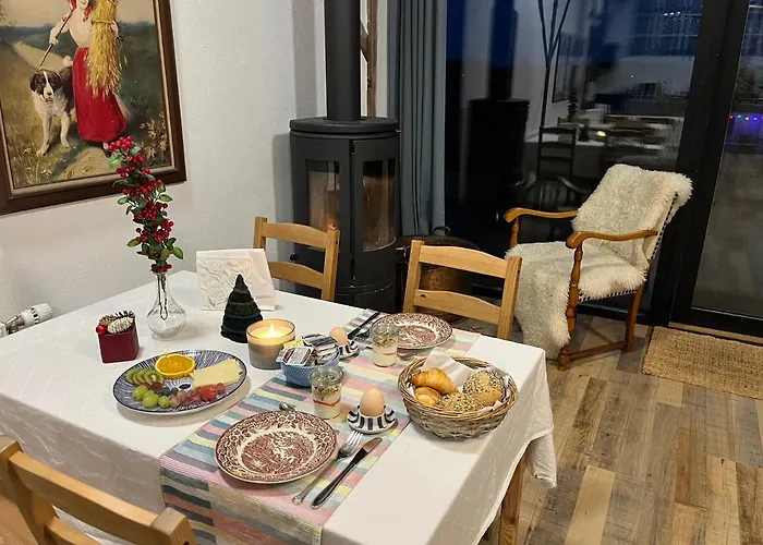 Oda ve Kahvaltı Holoftet Bb